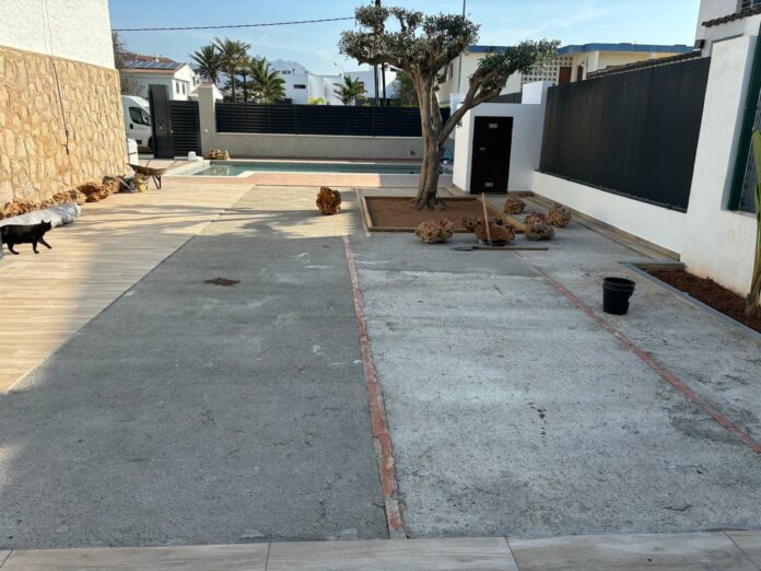 instalacion cesped artificial profesional jardiart