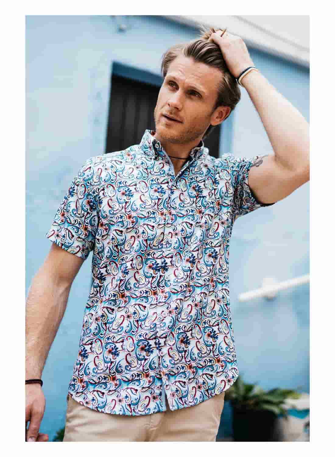 camisa-regular-fit-hombre-estampado-abstracto-multicolor