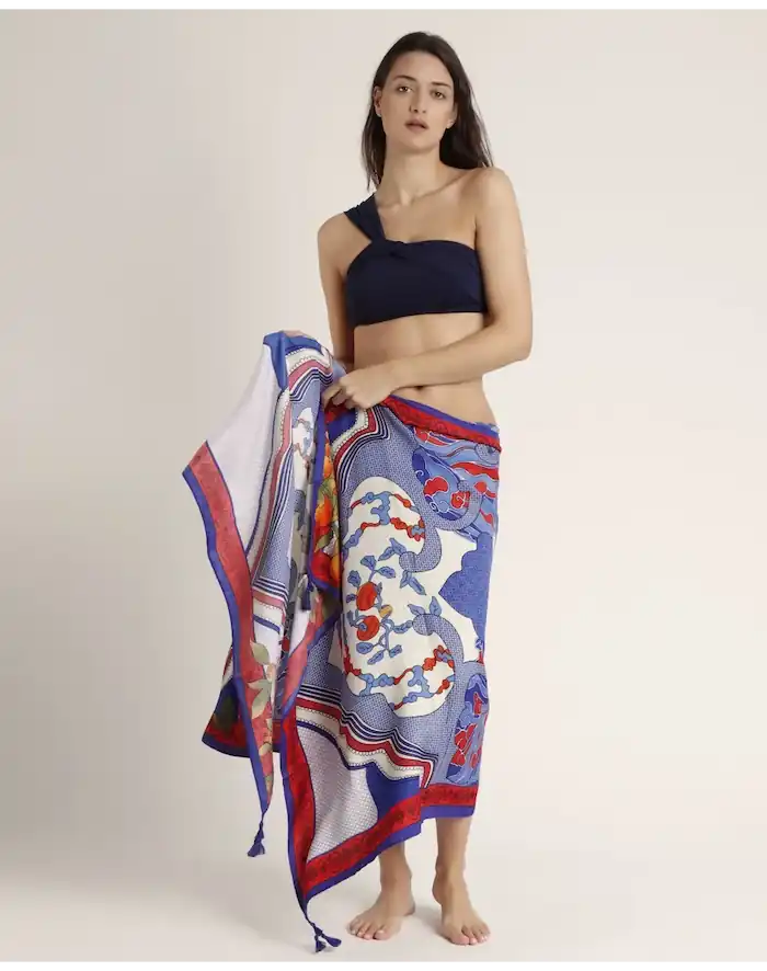 Bañadores de mujer de nueva temporada con bikinis, vestidos de playa y pareos de Lovehomewear